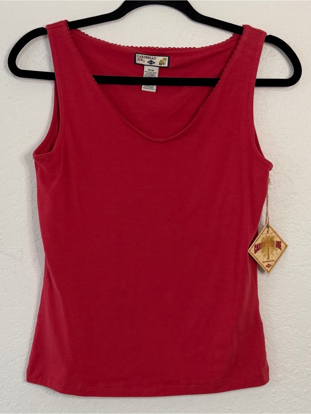 NWT Caribbean Joe Red Tank Top Women’s Size Medium Sleeveless Shirt Built In Bra
